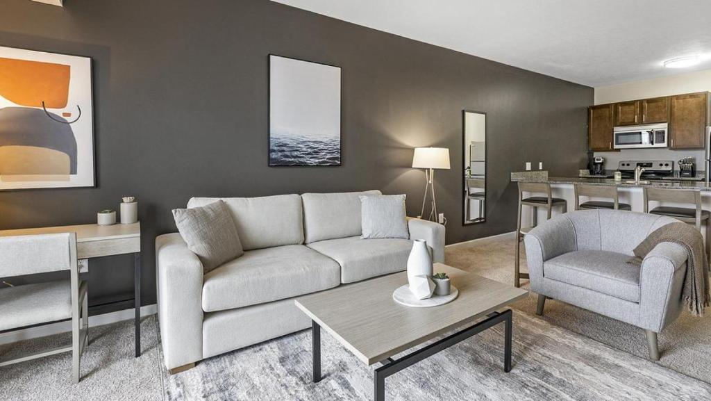 Landing - Modern Apartment with Amazing Amenities (ID8451X34) image