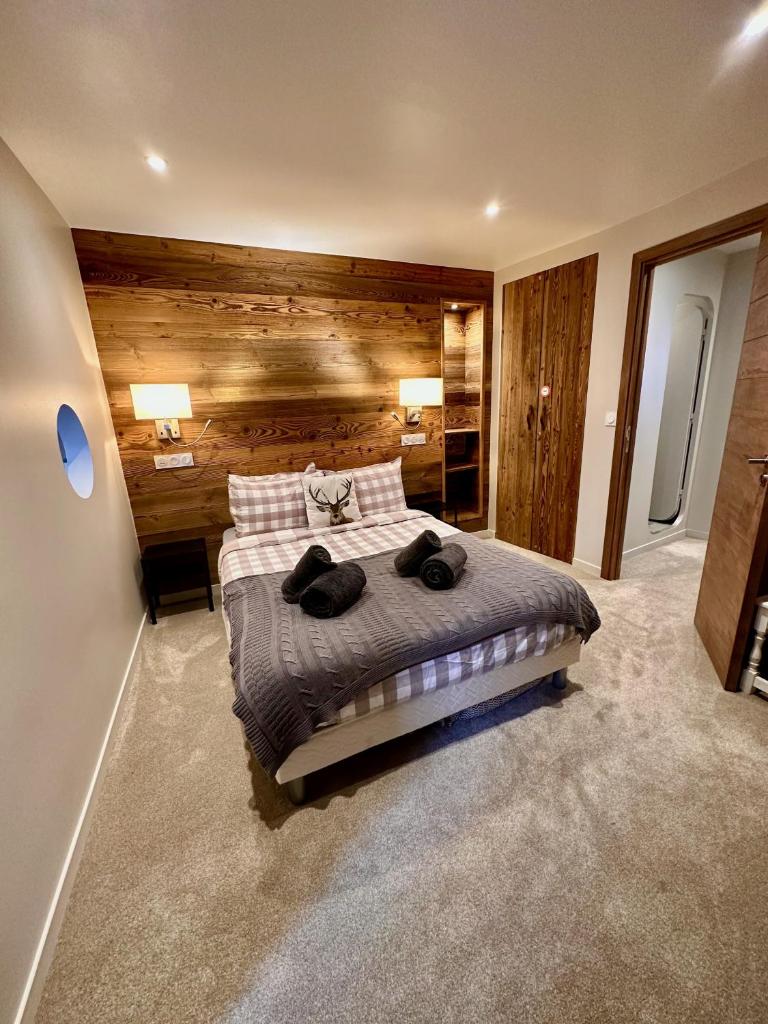 Large central apartment for 10 by Avoriaz Chalets photo 1