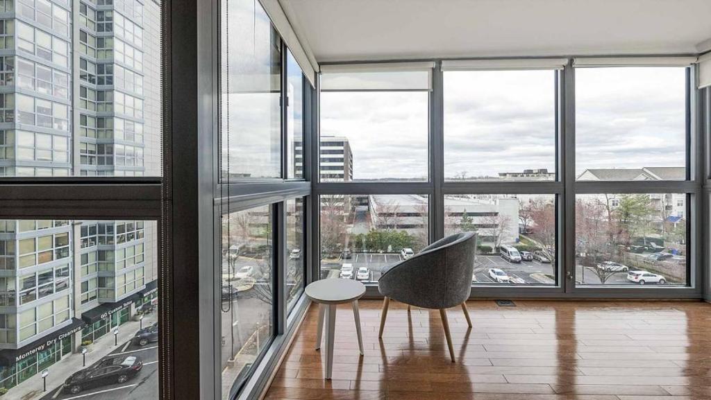 Landing - Modern Apartment with Amazing Amenities (ID1316X116) image