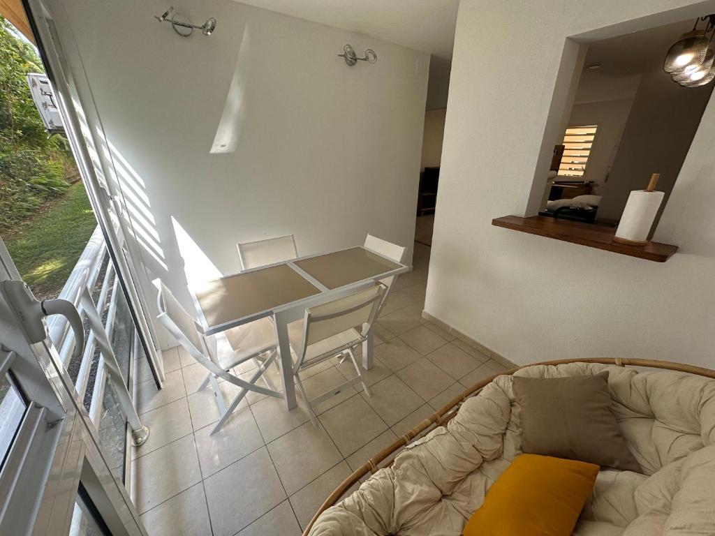 LOCATION T2 MEUBLÉ BAIE MAHAULT CONVENANCE photo 2