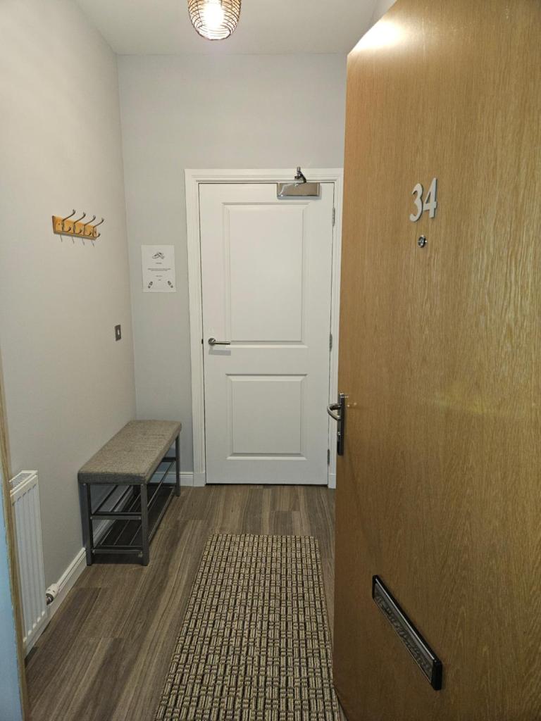 Hedgefield House Flat 34 - Tap to explore photos