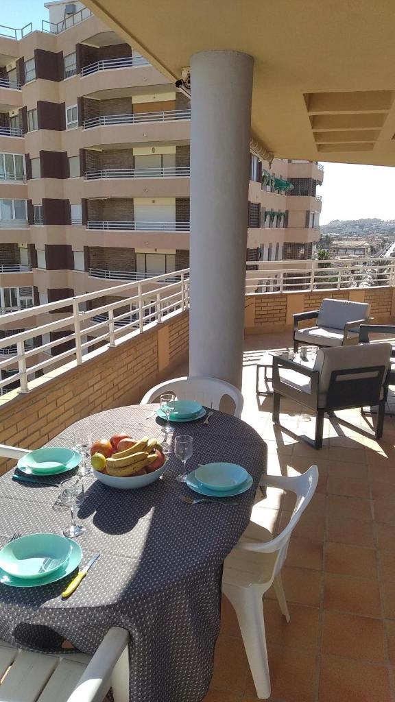PMT13 - Penthouse with beach view photo 4