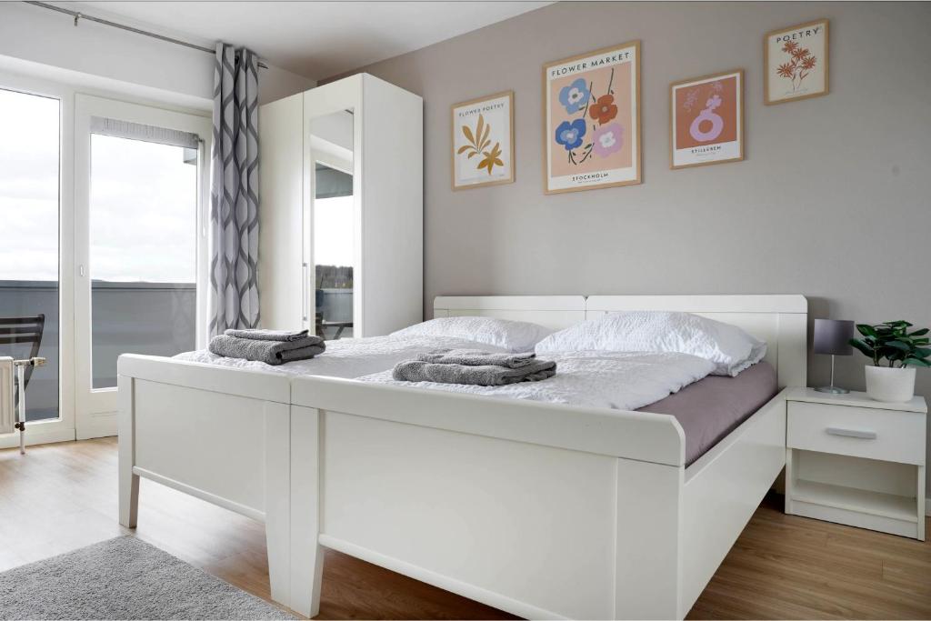 Schöne Apartments in Bad Rothenfelde I private Parkplätze mit Ladesäulen I home2share photo 2