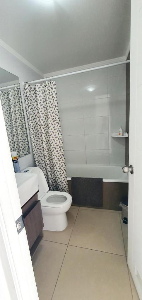 habitación con baño privado photo 2