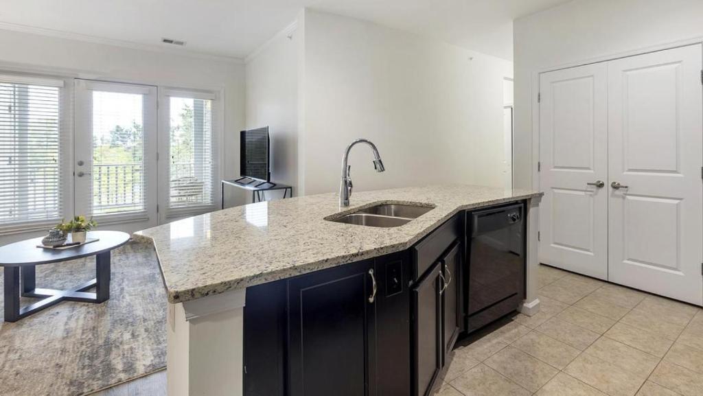 Landing - Modern Apartment with Amazing Amenities (ID1388X013) photo 3