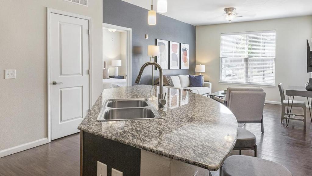Landing - Modern Apartment with Amazing Amenities (ID1196X495) photo 4