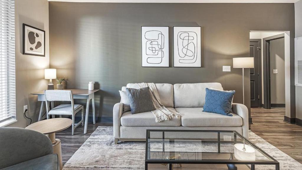 Landing - Modern Apartment with Amazing Amenities (ID8716X13) photo 2
