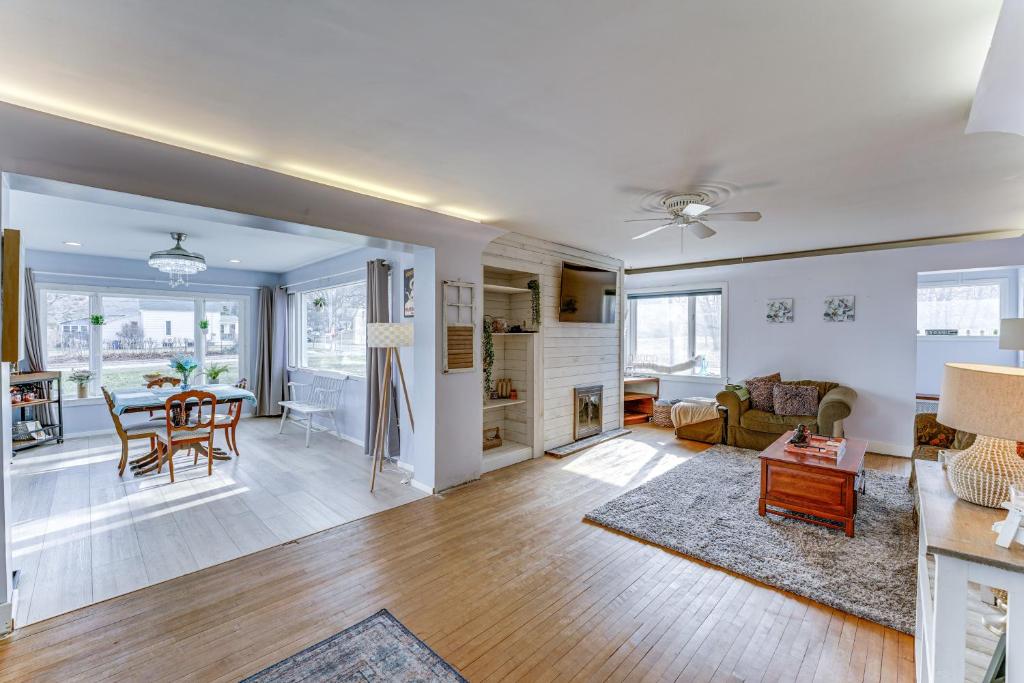 Quiet Manistee Home with Patio Less Than 1 Mi to Beaches! photo 4