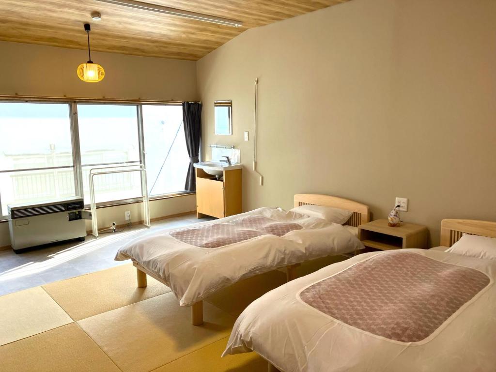 Takasagoya Ryokan photo 1