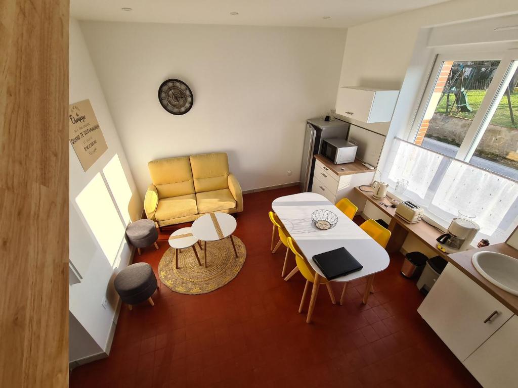Gîte La Vernelle, 3 pièces, 4 personnes - FR-1-591-374 photo 1