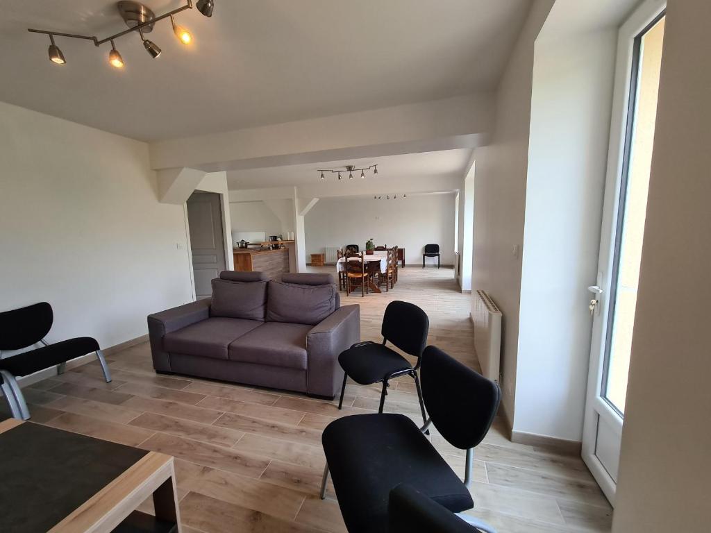 Gîte Montierchaume, 4 pièces, 6 personnes - FR-1-591-359