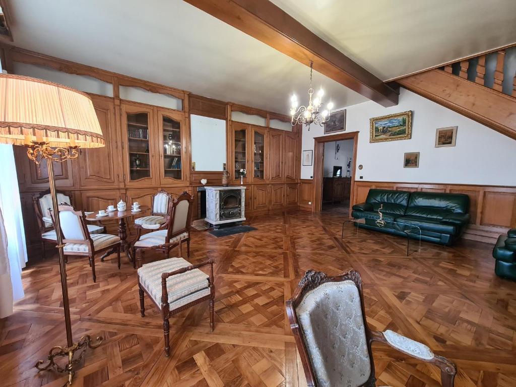 Gîte Saint-Gaultier, 5 pièces, 8 personnes - FR-1-591-441 photo 1
