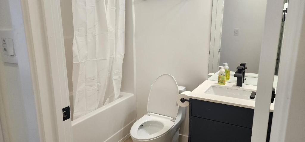 Chesskings Suites - Polo-Park - 2 Bedrooms - Executive photo 3