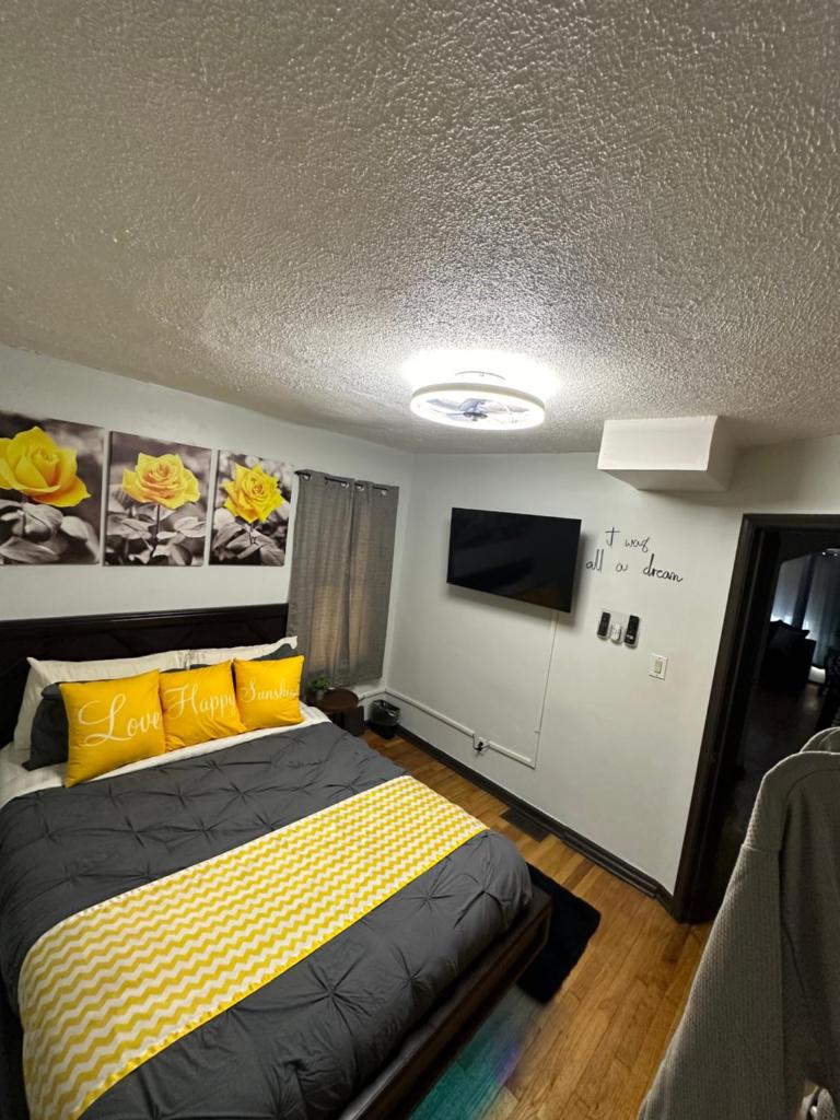 Adults Only vacation rental with Hot tub- NO PARTIES photo 4
