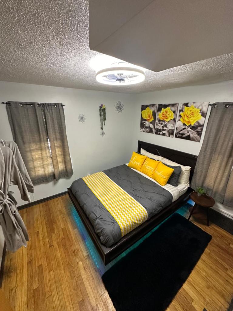 Adults Only vacation rental with Hot tub- NO PARTIES photo 2