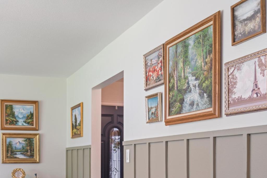 Serene Hidden Abode Villa Near VanMall & PDX photo 3