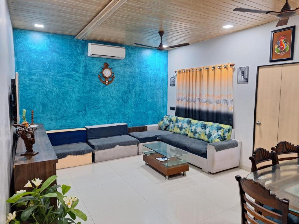 Coastal Bay Inn By Gemstone Hospitality photo 1