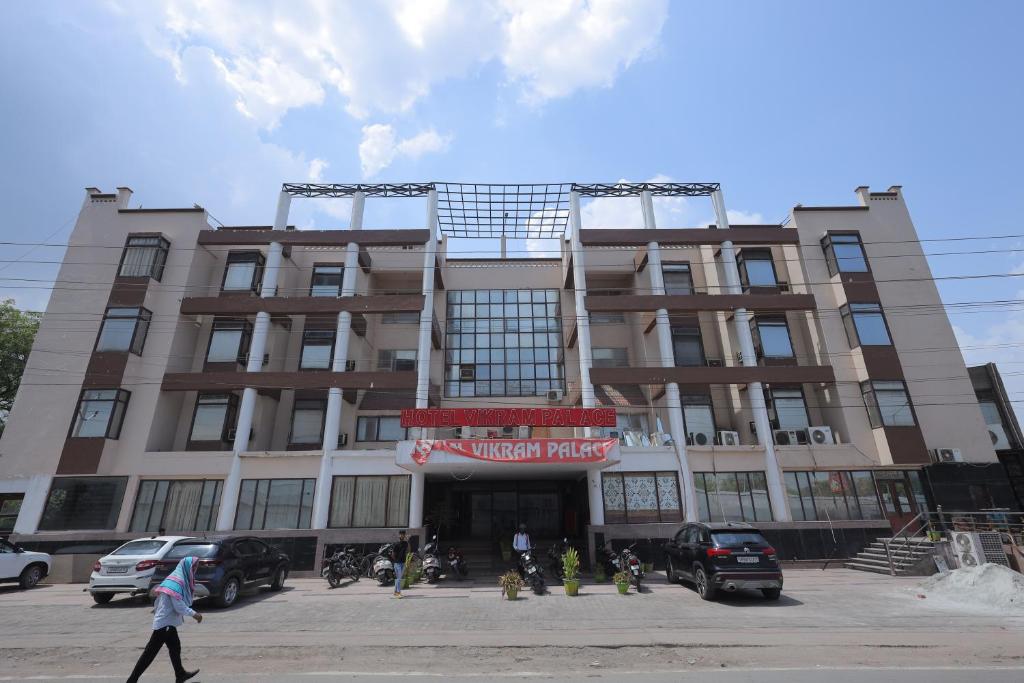 Hotel Vikram Palace