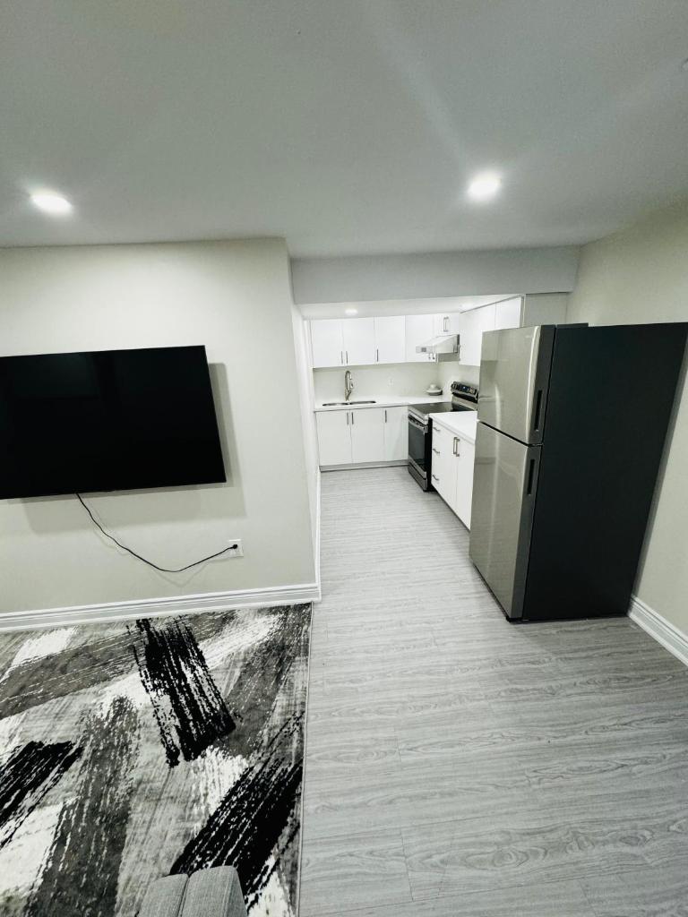 C&M Beautiful Basement photo 3
