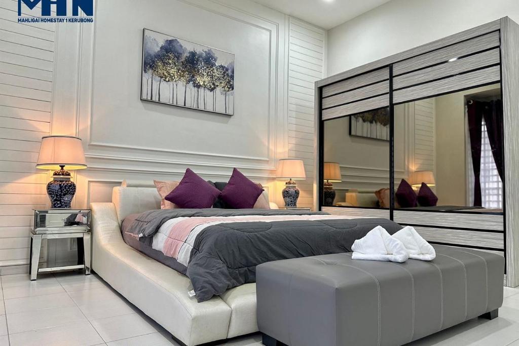 Mahligai Homstay 1Krubong 4 Rooms & Aircon In Hall