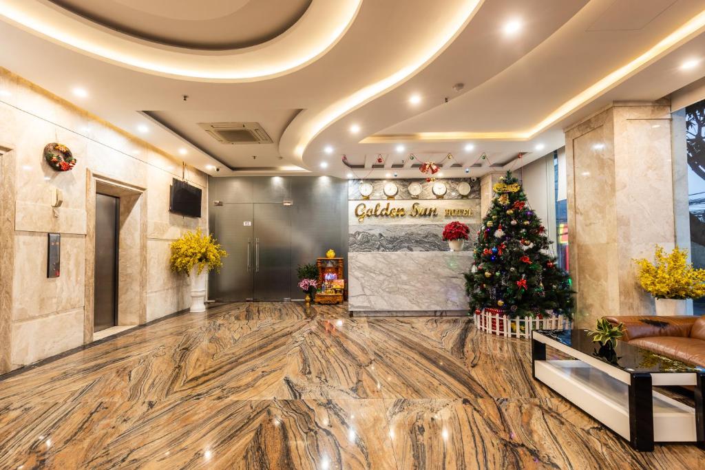 Golden Sun Apartment by New Sky Travel