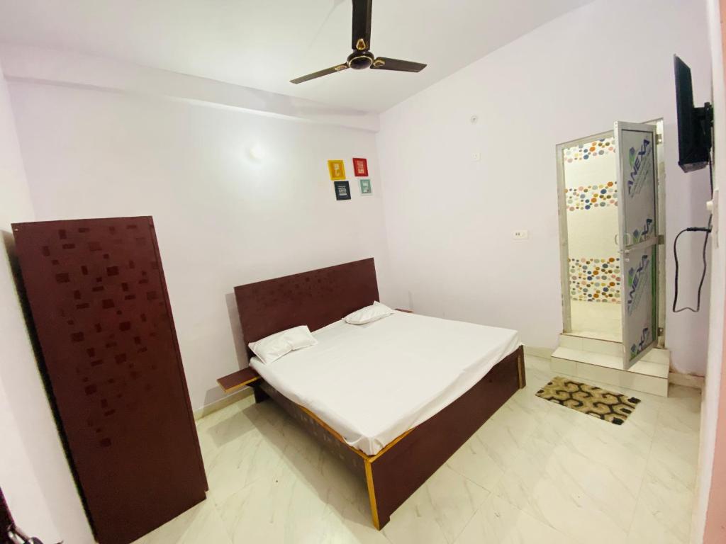Rita Shree Homestay At Ayodhya Highway photo 4