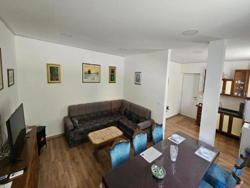 Apartman Gračac photo 4