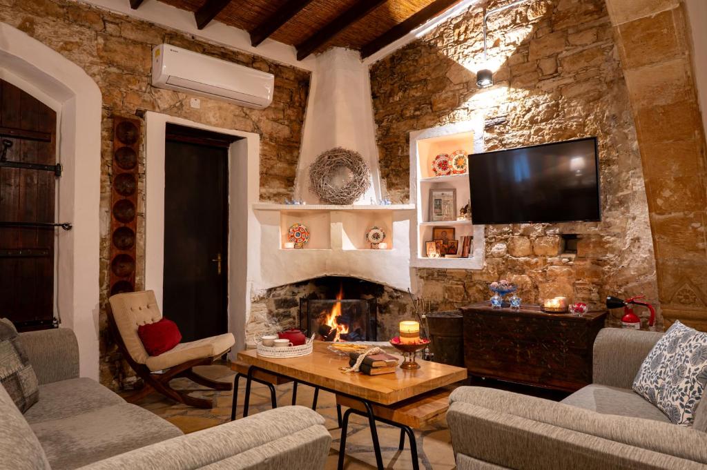 Oinoessa Traditional Boutique Guest Houses photo 4