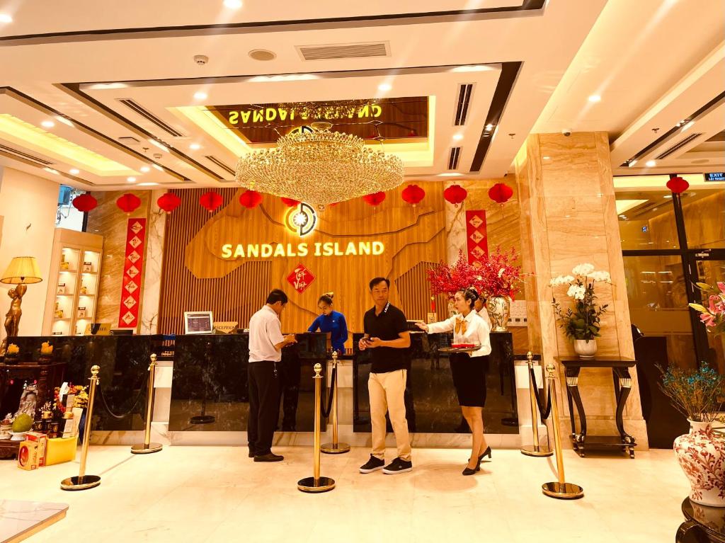 SANDALS ISLAND HOTEL