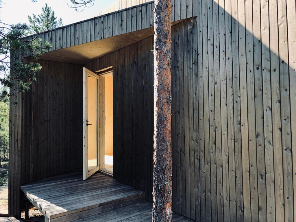 Villa Jäkälä - Architectural wooden villa by the lake photo 3