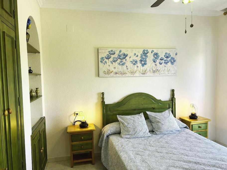 LIFE APARTMENTS EL PORTIL photo 2