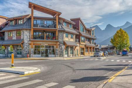 Best Views of Canmore - 2Bed 2Bath photo 2