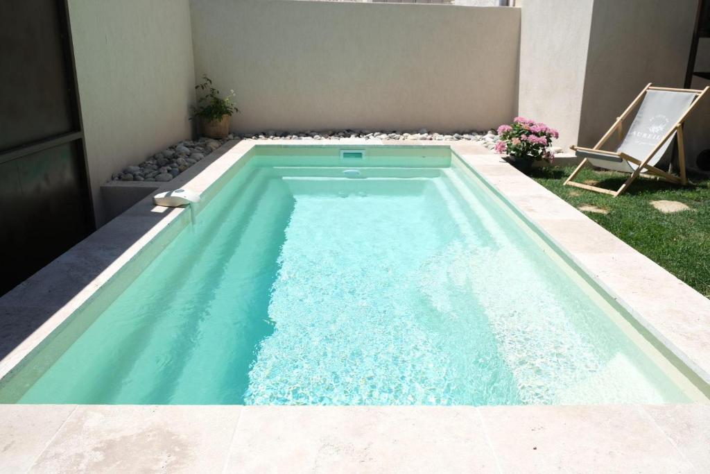 charming house with private pool in the heart of the village of aureille in the alpilles, 6 people. photo 4