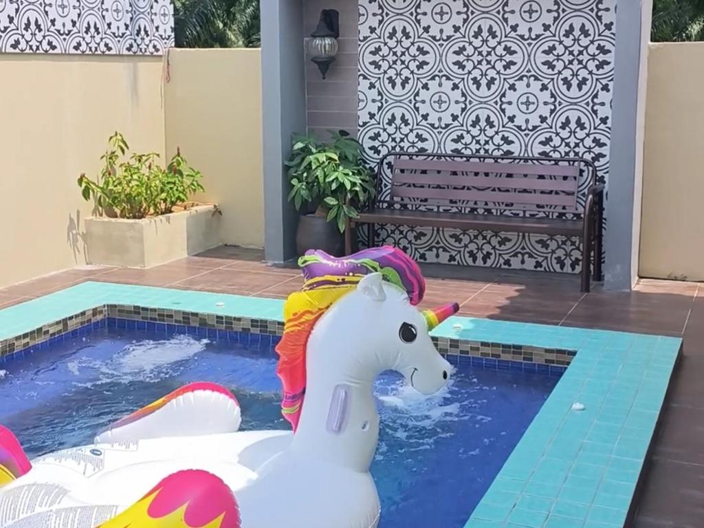 Laman Zavilla #2 With Private Pool