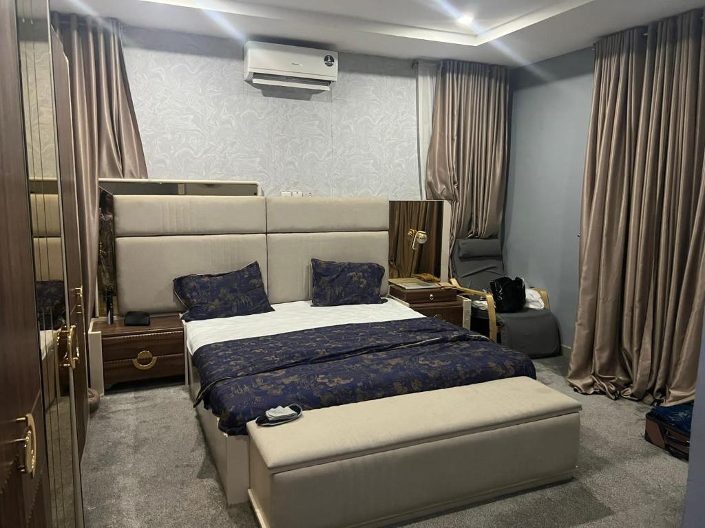 Thurayya&zaheed luxury
