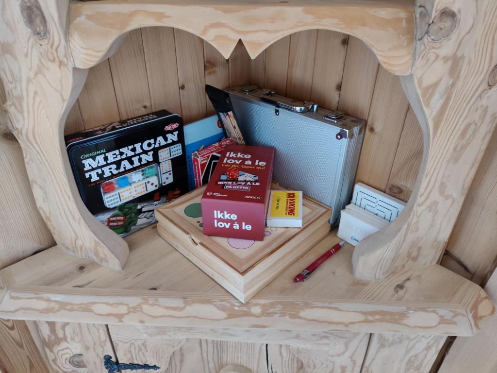 Tronstadbu- Traditional cabin photo 4