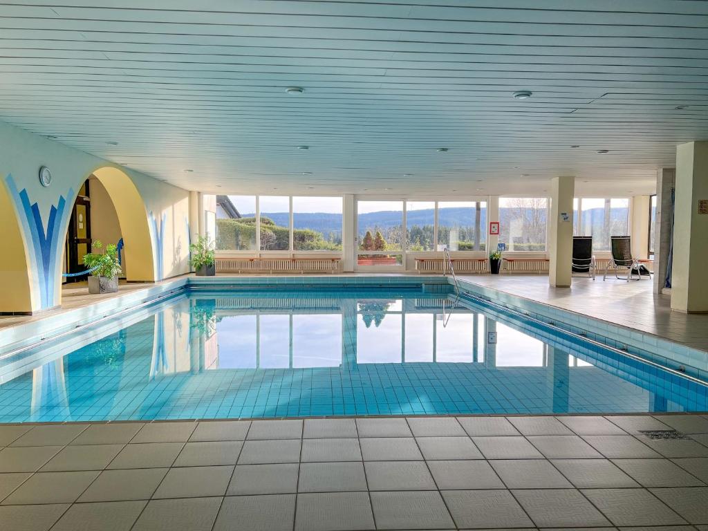 Feldbergblick mit Schwimmbad und Sauna photo 2