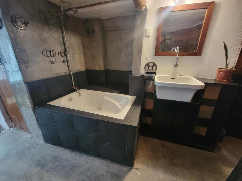 Wolf Totem Studio Loft photo 2