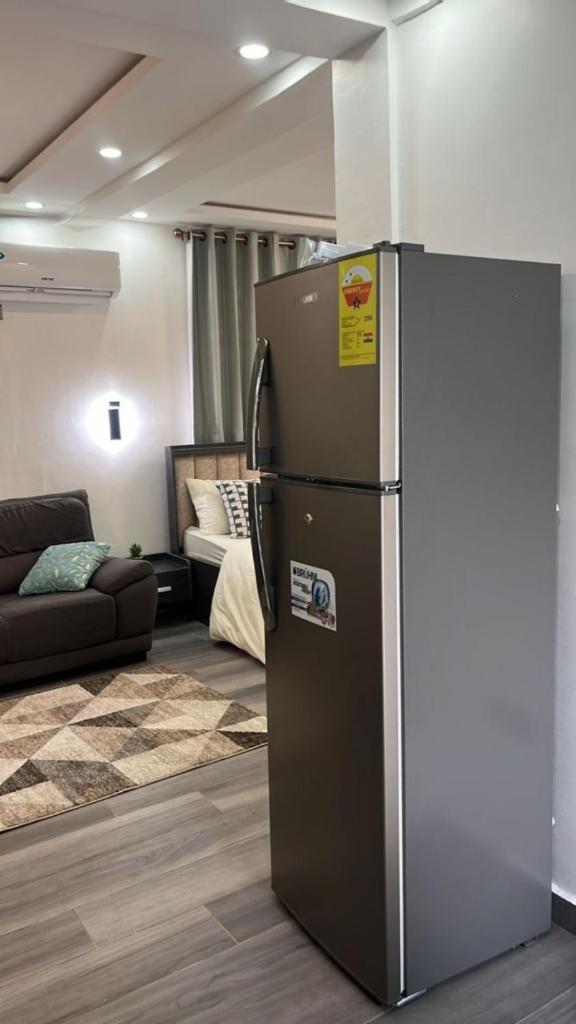 NBA PLUSH APARTMENT - GYE NYAME photo 4
