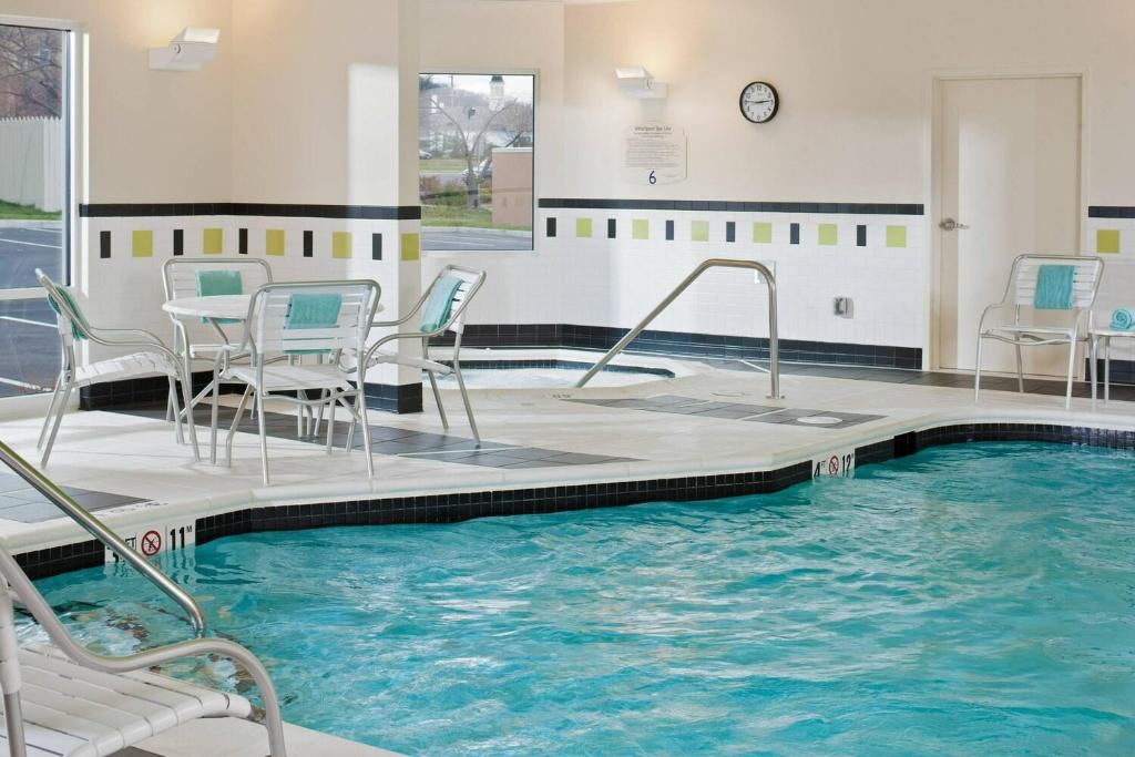 Fairfield Inn and Suites by Marriott Harrisonburg photo 4