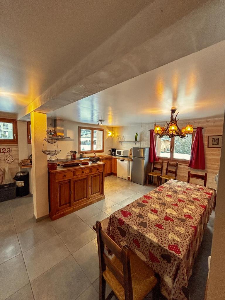 Chalet La Savoyarde photo 1