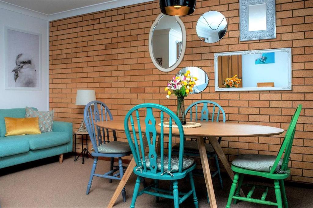 A Little Getaway - 17 Lawson St SWR photo 2