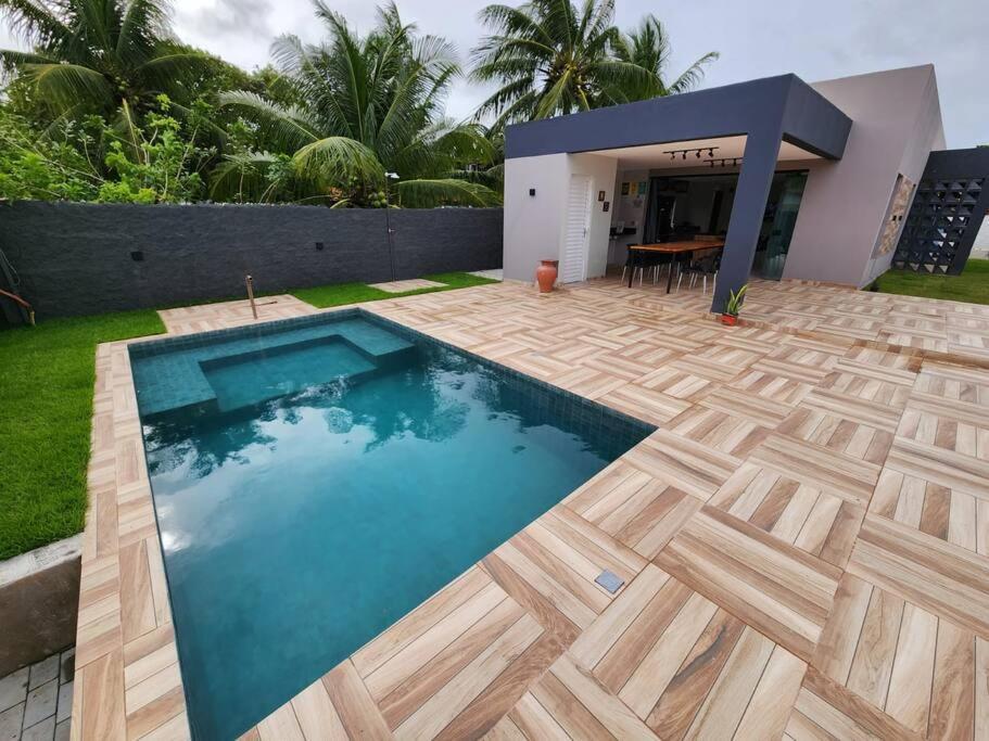Talentos House
