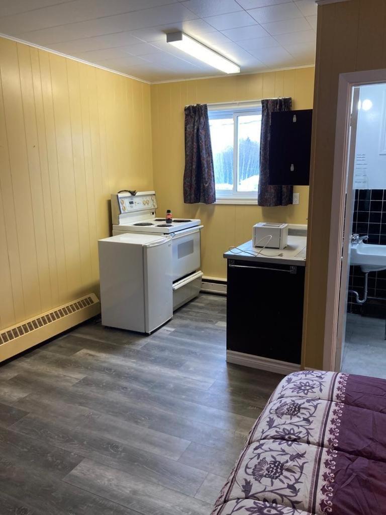 Pine Ridge Motel photo 2