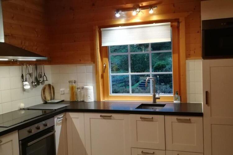 A spacious tastefully furnished chalet with sauna photo 4