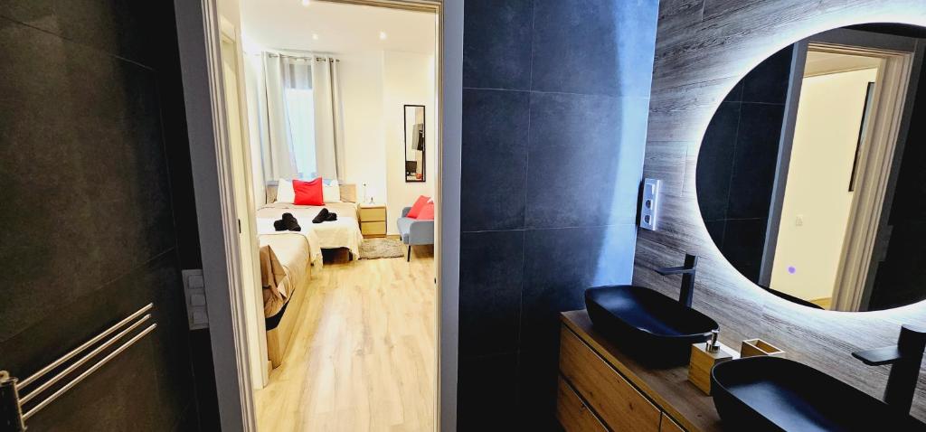 Gran apartamento ideal grupos muy cerca Barcelona photo 1
