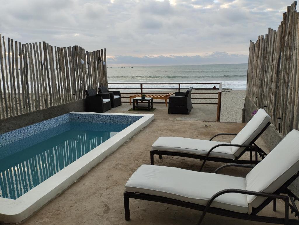 BUNGALOWS CASAMAR photo 4