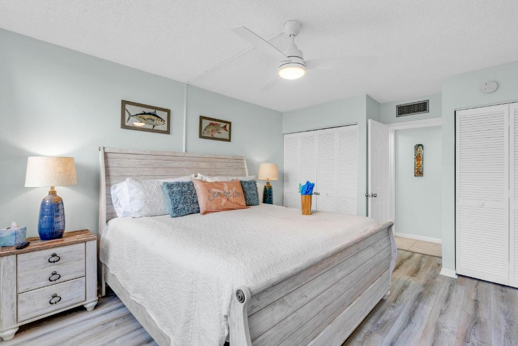2BR in Key largo w pool and sunset views photo 2