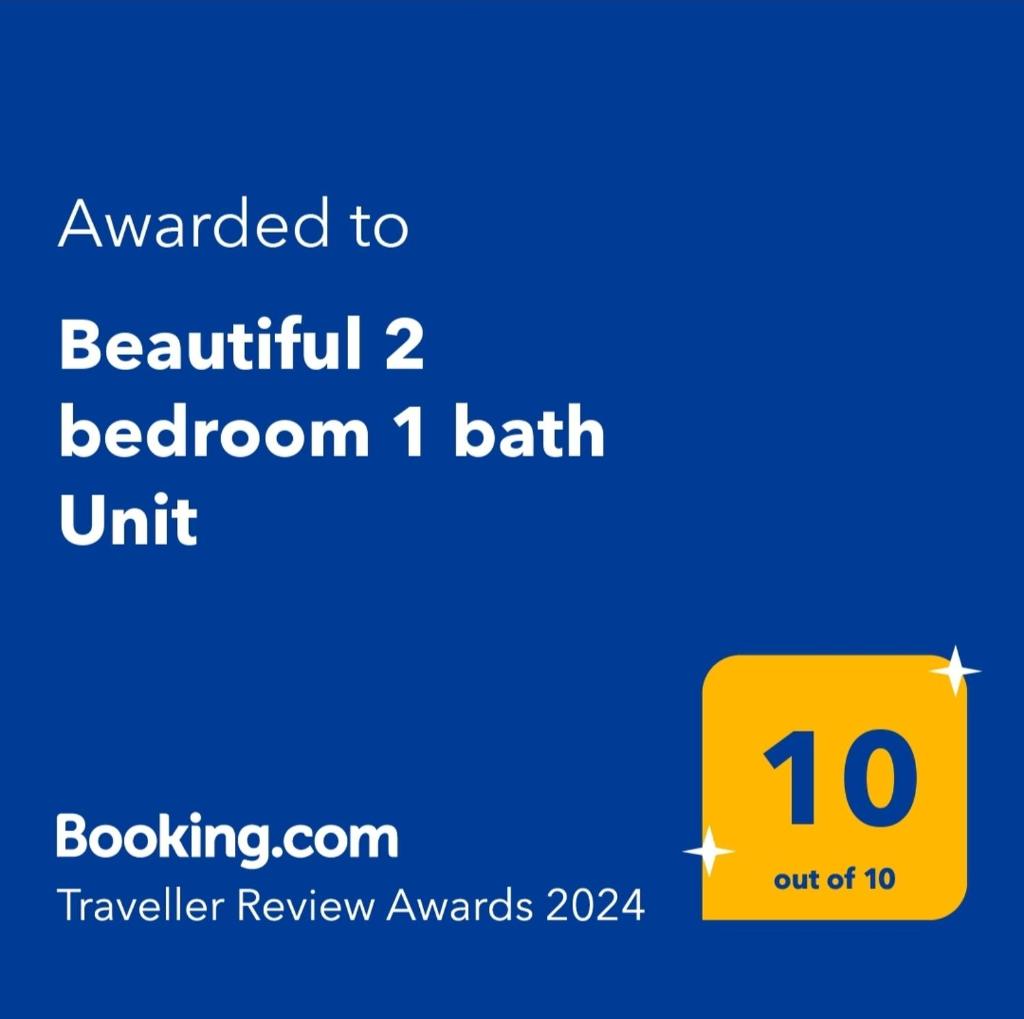 Beautiful 2 bedroom 1 bath Unit photo 1