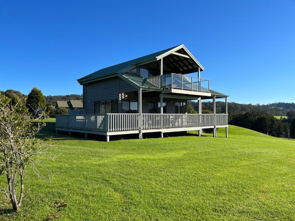 Black Bream Point Cabins photo 2